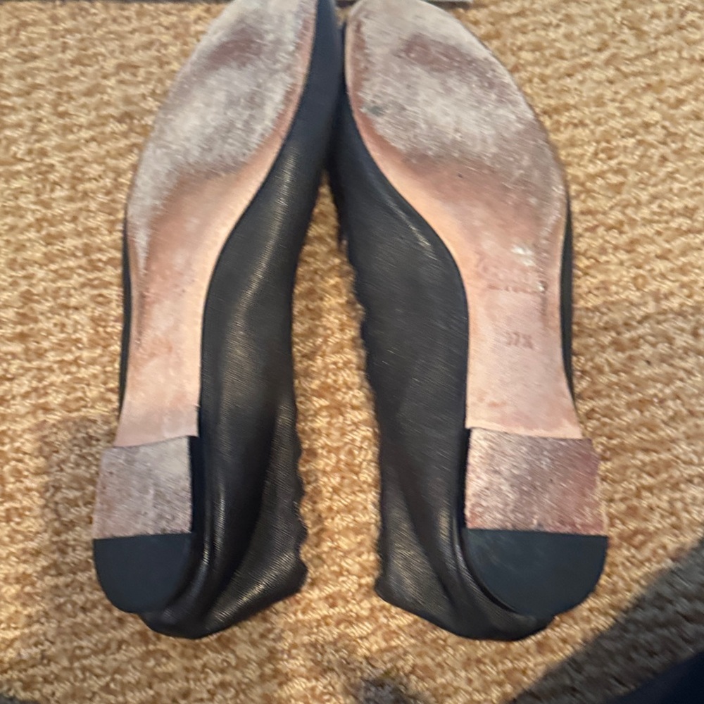 Chloe dark bronze scallop ballet flats - Picture 2 of 3